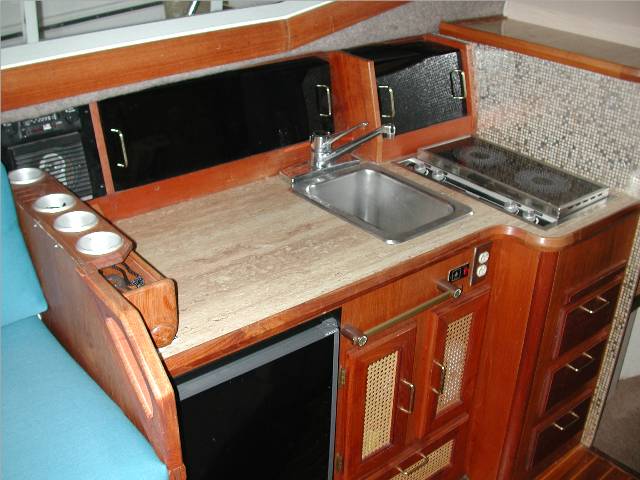 3galley640.jpg